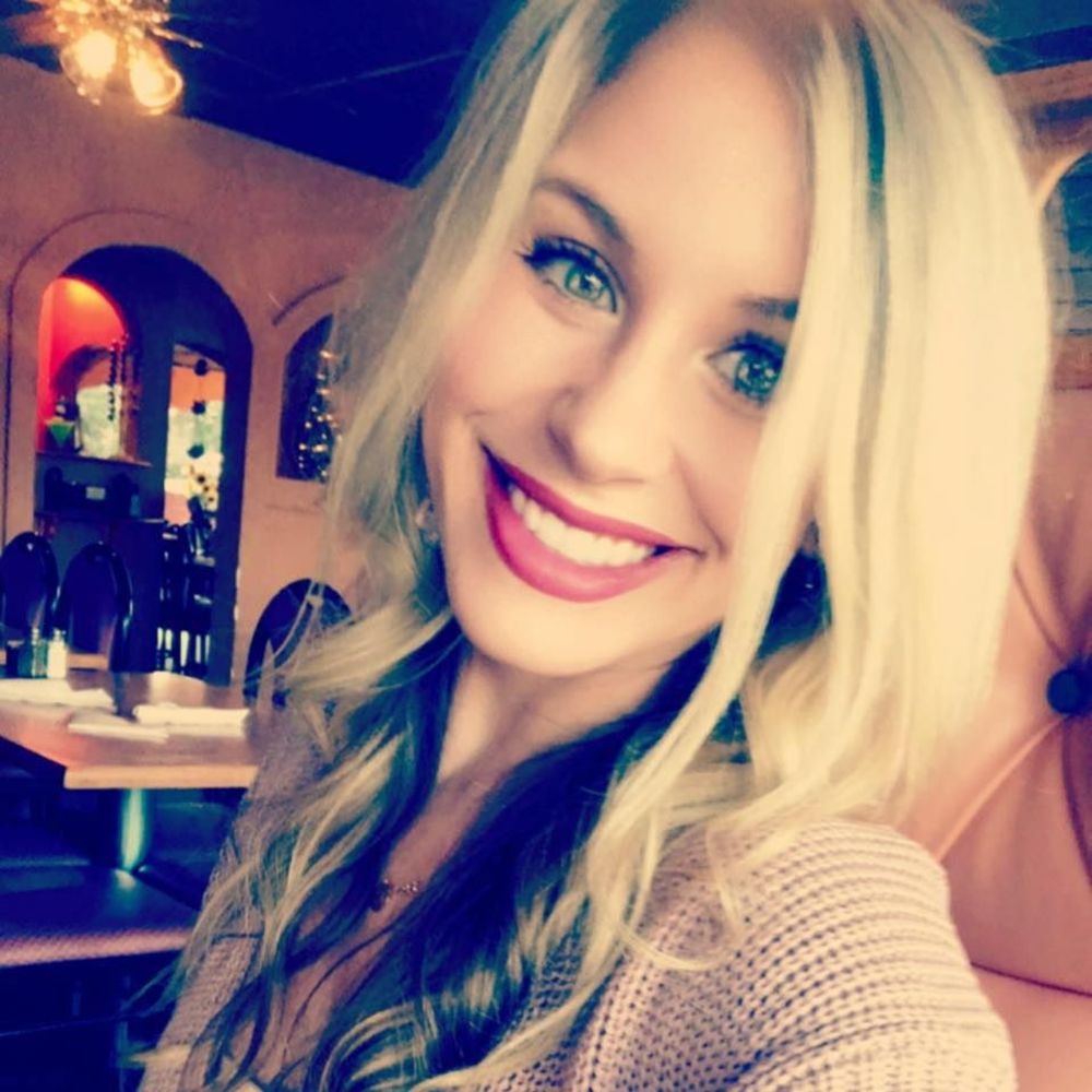 Meet your Posher, Cammelia